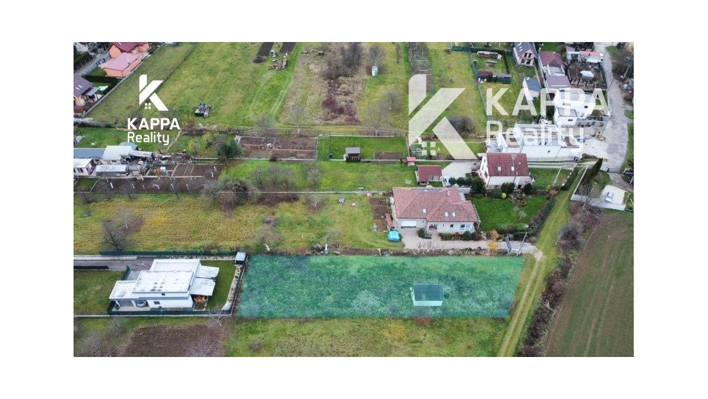 Na predaj pozemok, Trenčín – Zamarovce, 1028 m2