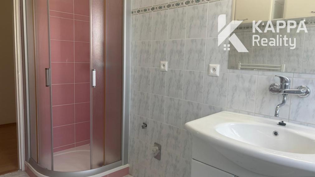 Na prenájom 3 izbový byt | 95 m2 | Trenčín | 2 balkóny